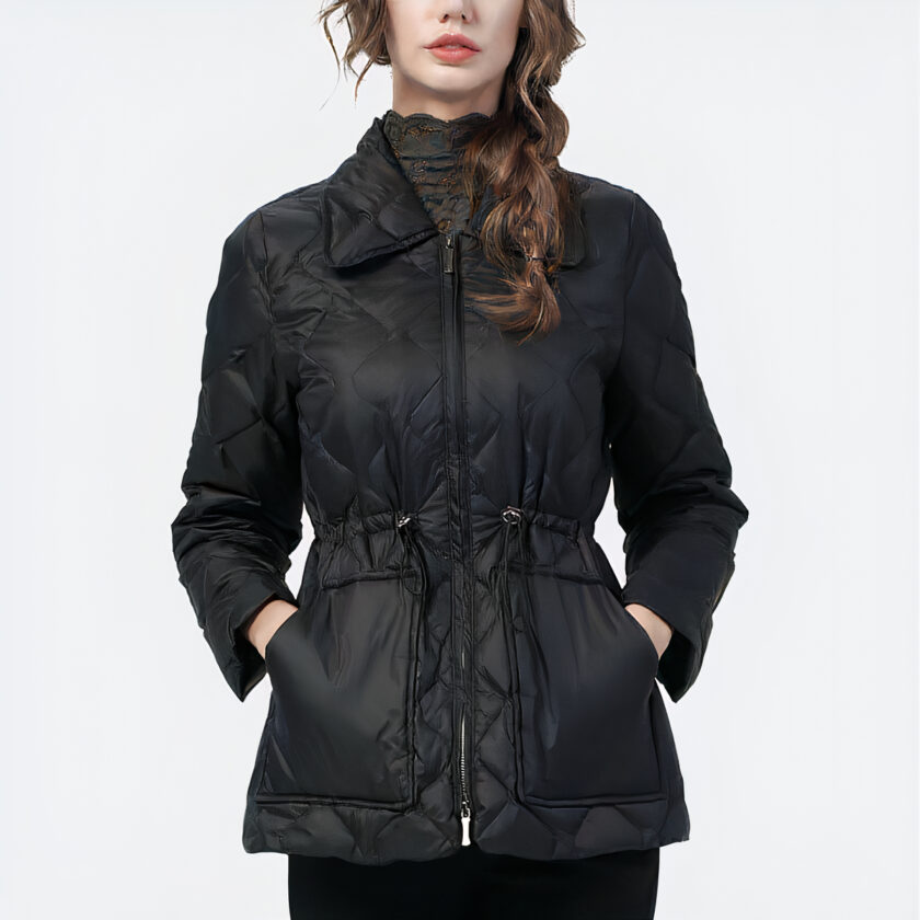Schwarze, gesteppte und taillierte Daunenjacke für Frauen