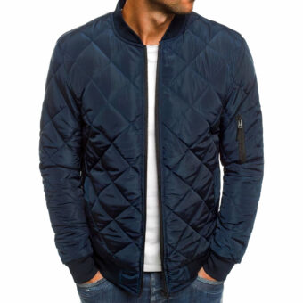 Leichte, winddichte, kurze Steppjacke