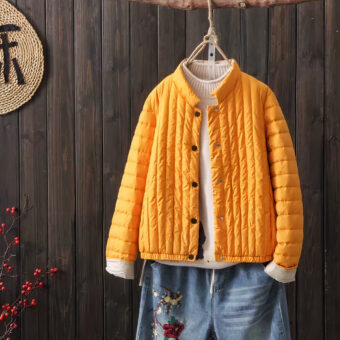 Dünne, blousonartige Daunenjacke für Frauen